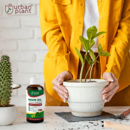 Neem Oil Water Soluble Organic Spray for Gardening